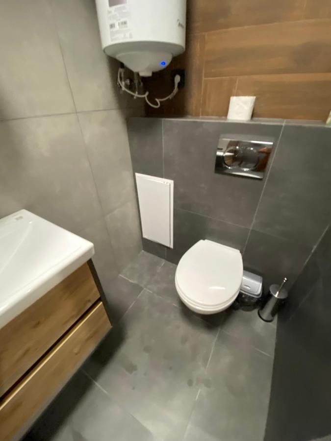 Віп Студія По Вулиці Крехівській 6 Біля Візового Центру На Джерельній Leópolis Exterior foto